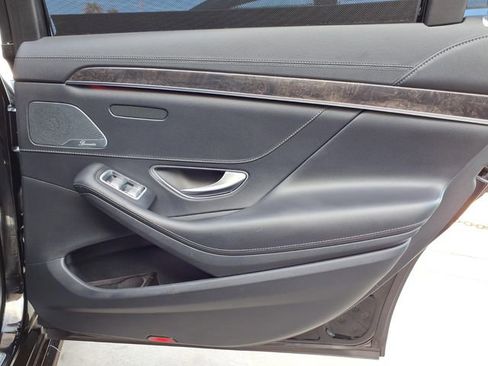 Used 2018 Mercedes-Benz S 450 Sedan image 27