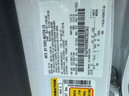 Used 2019 Ford Fusion SE image 17