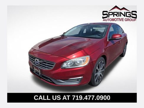 Used 2017 Volvo S60 T5 Inscription AWD/4WD image 1