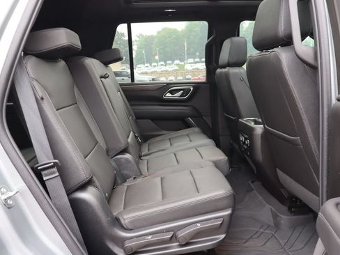 Used 2023 Chevrolet Tahoe Z71 w/ Z71 Off-Road Package AWD/4WD image 30