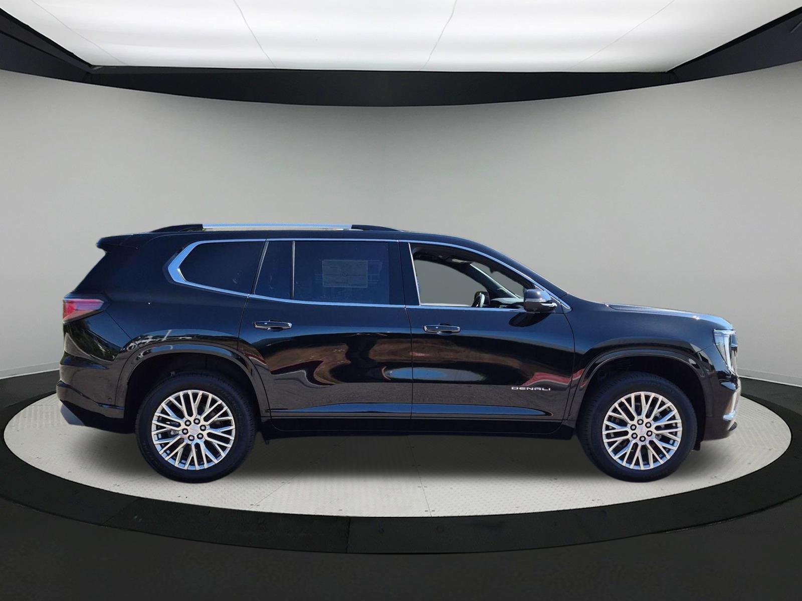 New 2026 GMC Acadia Denali w/ Super Cruise Package FWD image 6