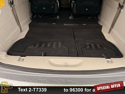 Used 2021 Chrysler Pacifica Touring-L image 26