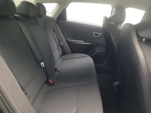 Used 2025 Kia K4 FWD image 19