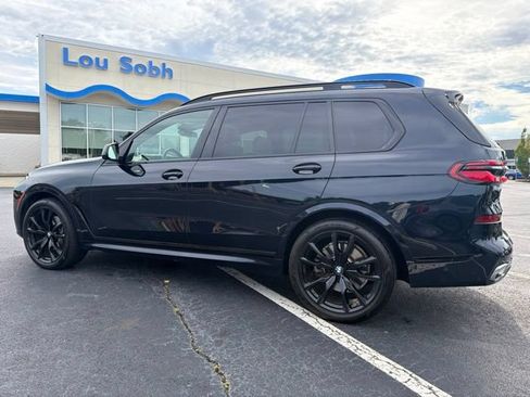 Used 2023 BMW X7 xDrive40i w/ M Sport Package AWD/4WD image 9