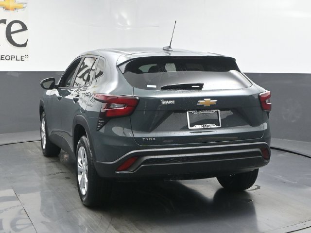 New 2026 Chevrolet Trax LS FWD image 13