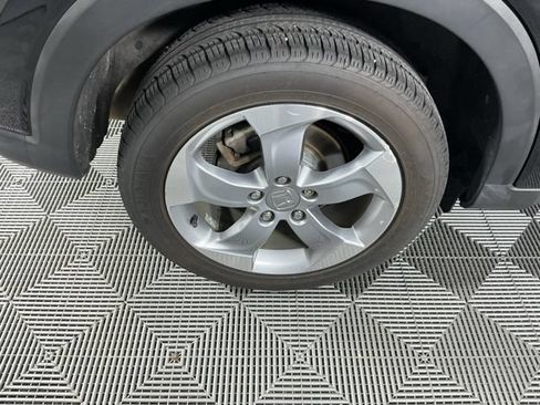 Used 2019 Honda HR-V LX image 16