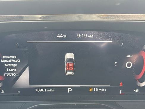 Used 2023 Nissan Pathfinder Platinum w/ Cargo Package image 27