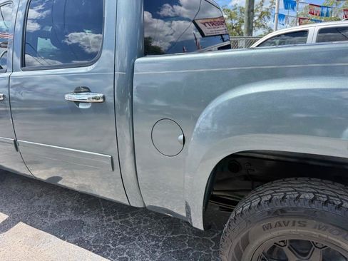 Used 2011 GMC Sierra 1500 SLE w/ Power Tech Package AWD/4WD image 5