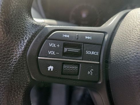 Used 2023 Honda HR-V LX image 16