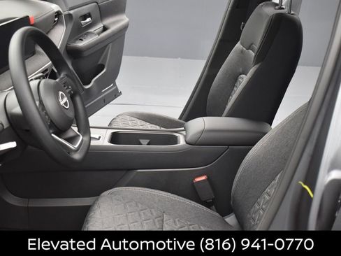Certified 2026 Nissan Kicks SV w/ SV Premium Package AWD/4WD image 15
