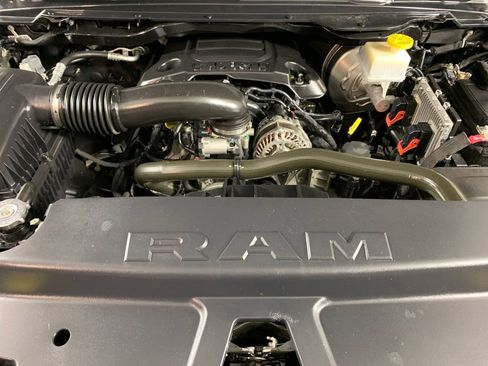 Used 2022 RAM 1500 Big Horn AWD/4WD image 11