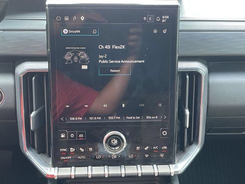 Certified 2024 GMC Acadia AT4 w/ Luxury Package AWD/4WD image 13