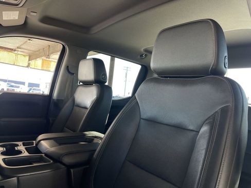Used 2020 GMC Sierra 1500 SLT w/ X31 Off-Road Package image 19
