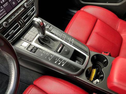 Used 2020 Porsche Macan S AWD/4WD image 18