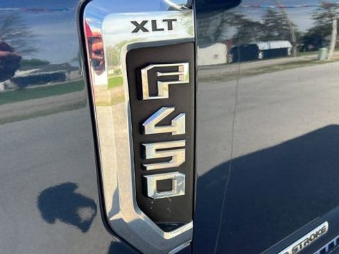 Used 2019 Ford F450 XLT w/ XLT Premium Package AWD/4WD image 25