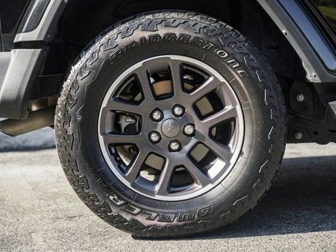 Used 2021 Jeep Wrangler Unlimited Sport image 28