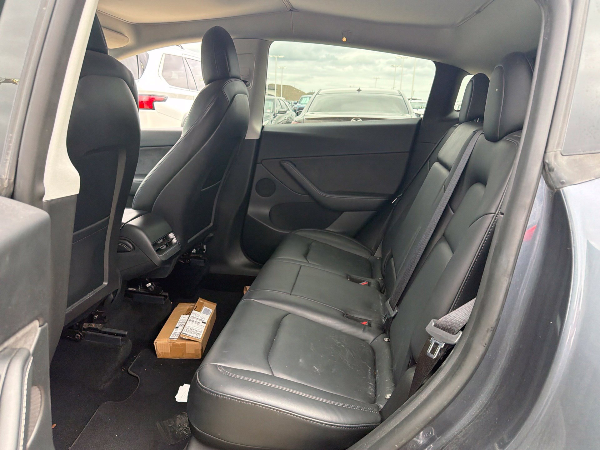 Used 2022 Tesla Model Y Long Range AWD/4WD image 11