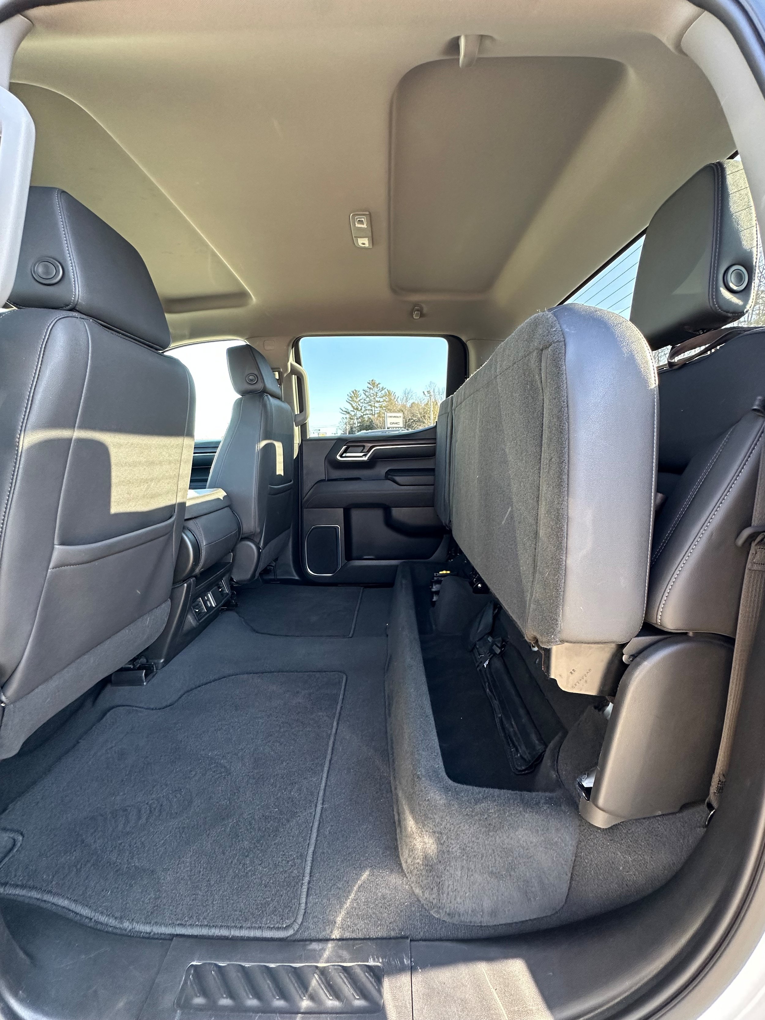 Used 2024 GMC Sierra 1500 SLT AWD/4WD image 19