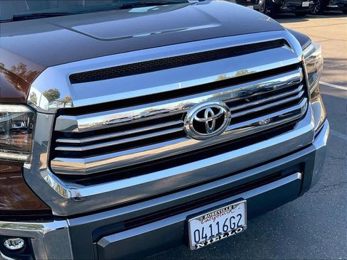 Used 2017 Toyota Tundra 1794 Edition image 32