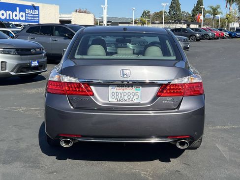 Used 2014 Honda Accord Touring image 25