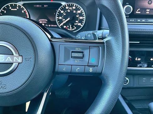 Certified 2023 Nissan Rogue SV image 24