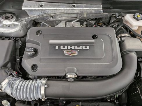 Certified 2022 Cadillac XT4 Premium Luxury w/ Enhanced Visibility Package image 30