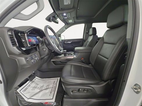 Certified 2023 Chevrolet Silverado 1500 LTZ image 9