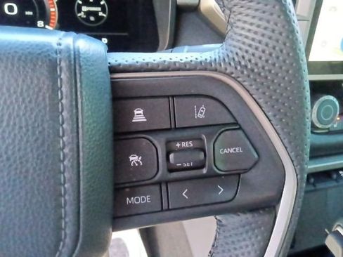 Used 2025 Toyota Tundra Limited image 20