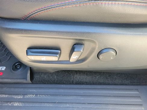 Used 2023 Toyota 4Runner TRD Off-Road Premium image 17