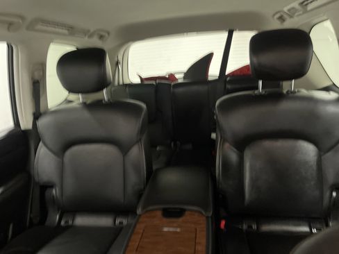Used 2019 INFINITI QX80 Luxe image 11