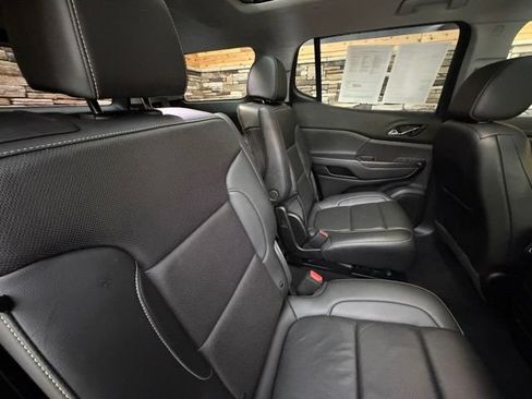 Used 2022 GMC Acadia SLT w/ Elevation Edition AWD/4WD image 36
