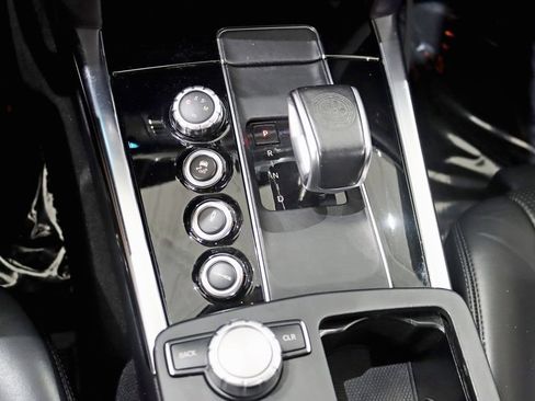 Used 2014 Mercedes-Benz E 63 AMG 4MATIC Sedan image 23