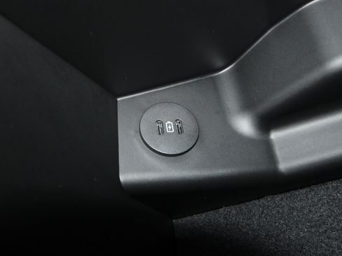 New 2025 Ford F150 Platinum w/ Equipment Group 702A High image 23