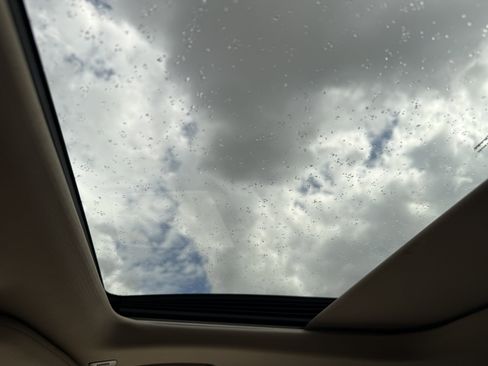 Used 2019 Jeep Grand Cherokee Limited w/ Trailer Tow Group IV image 21