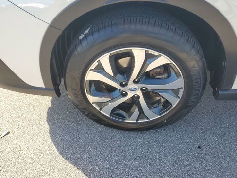 Used 2020 Subaru Outback Touring XT image 11