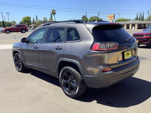 Used 2020 Jeep Cherokee Latitude Plus FWD image 20
