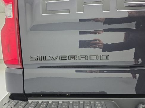 Used 2024 Chevrolet Silverado 1500 LT Trail Boss w/ LPO, Dark Essentials Package AWD/4WD image 54