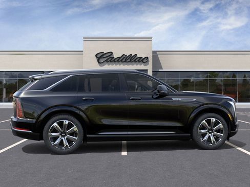 New 2026 Cadillac Escalade IQ Luxury 2 w/ LPO, Floor Liner Package image 5