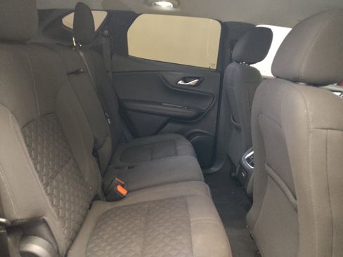 Used 2021 Chevrolet Blazer LT FWD image 19