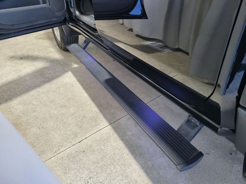 Certified 2024 Chevrolet Silverado 2500 LTZ image 19