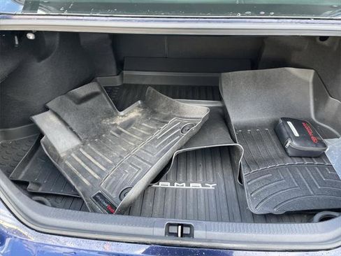 Certified 2021 Toyota Camry LE image 14