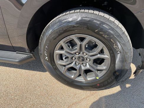 New 2025 Ford Expedition Active image 40