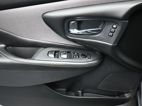 Used 2022 Nissan Murano SL w/ Cargo Package image 10