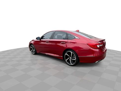 Used 2019 Honda Accord Touring image 6