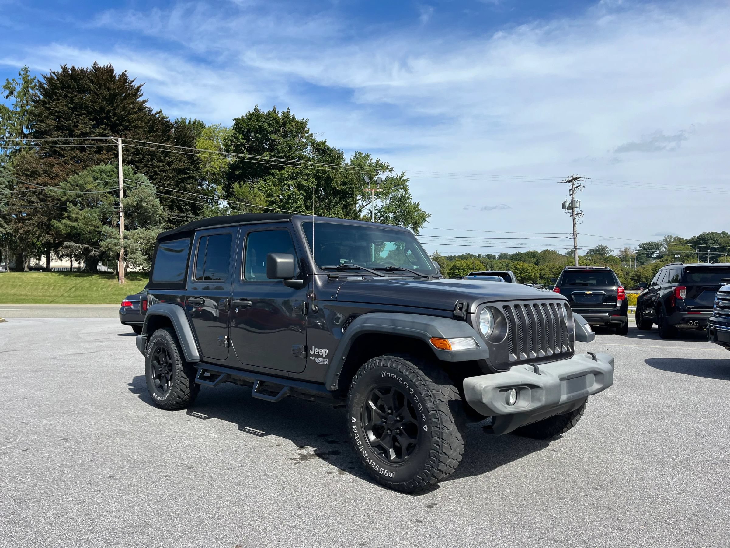 Used 2018 Jeep Wrangler Unlimited Sport S AWD/4WD image 28