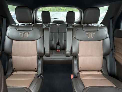 Used 2022 Ford Explorer King Ranch RWD image 32