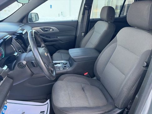Used 2023 Chevrolet Traverse LT image 10