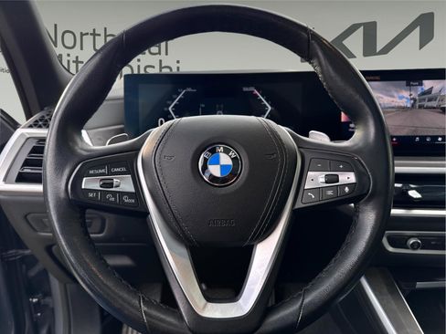 Used 2024 BMW X5 xDrive40i w/ Premium Package image 11