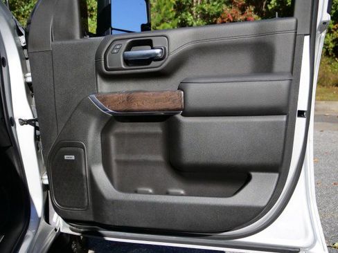 Used 2022 GMC Sierra 2500 Denali image 47