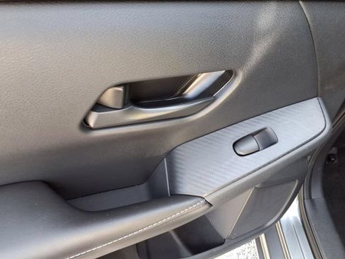 Used 2024 Nissan Sentra SV FWD image 19